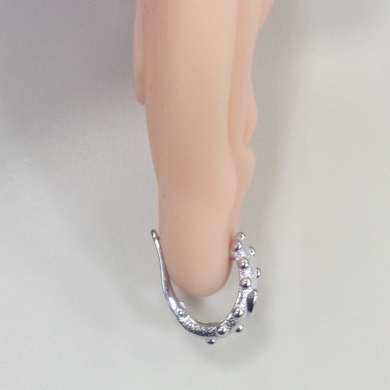 Серебряные серьги с бриллиантами "Сердца"